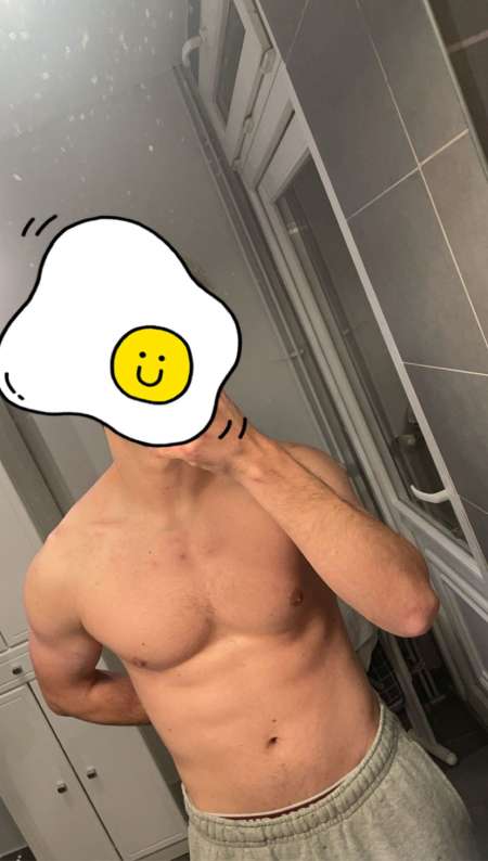 Homme Cuck cherche sa Reine