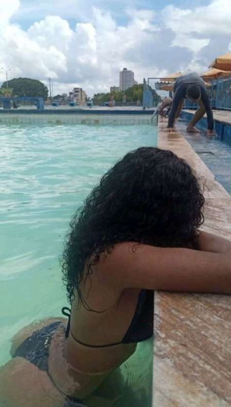 Massage , services ect