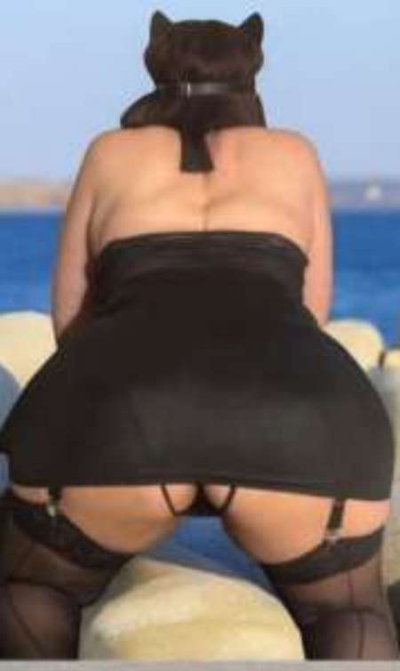 Femme oriantale voil�e classic,domina ou massage