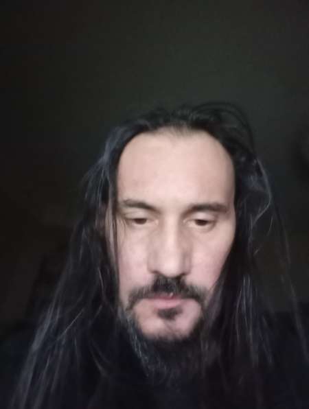 Cherche une femme a grosse poitrine