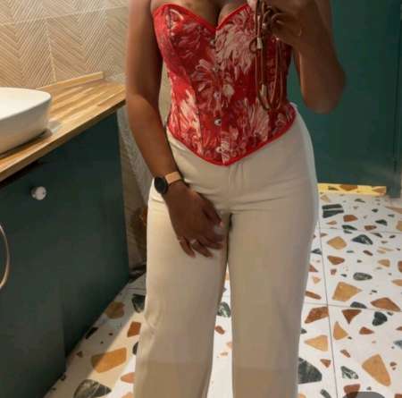 Massage naturiste body body