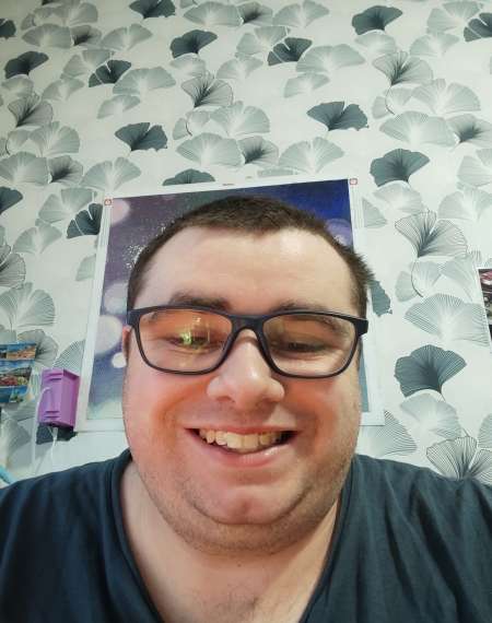 Cherche mec a sucer ou femme pour faire ma premi�r