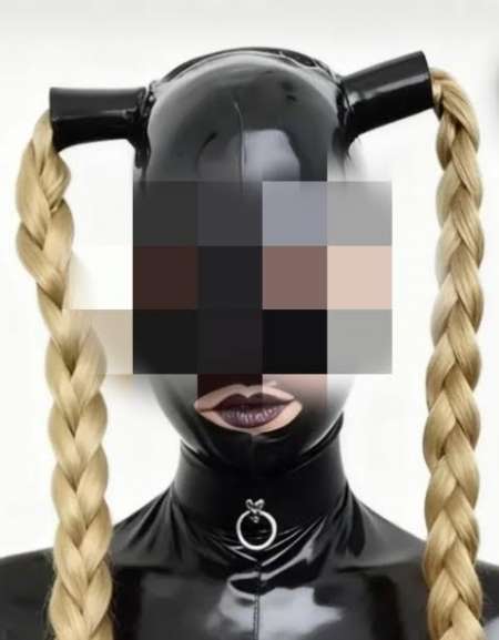 OLIVIA Trav fetish high hells 30 cm