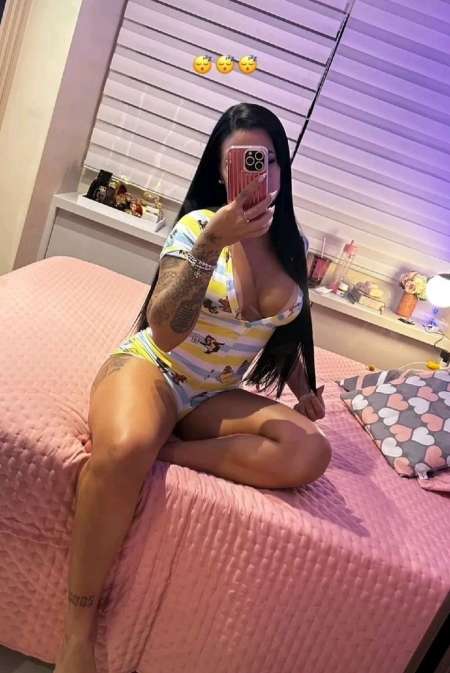 Lia Fernandes brasileira