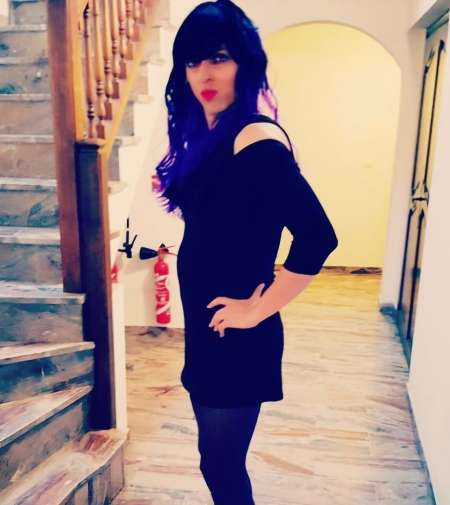 Travesti 40 aine cherche son sugar daddy