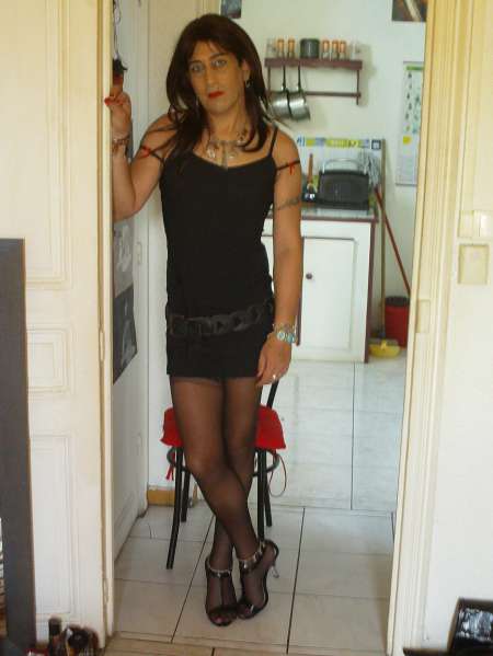 Jolie trans sexy et coquine pour Hommes !