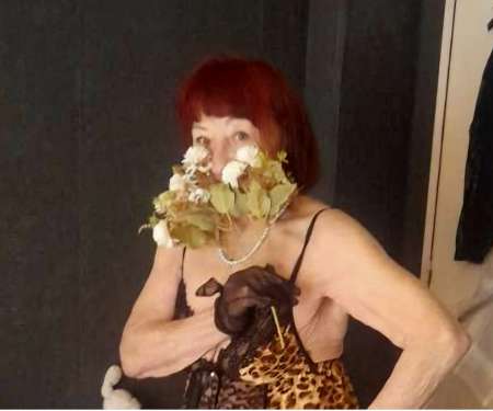 SONIA CÂLINE,COQUINE,DOUCE MAIS DU CARACTERE