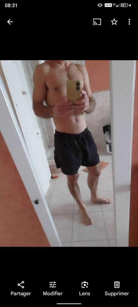 Recherche femme pour m'accompagner au restaurant