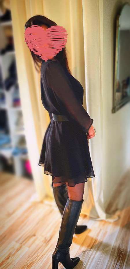Bordelaise BCBG en couple candau cherche son Daddy