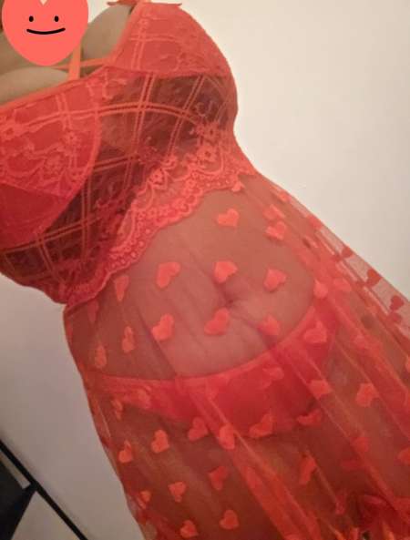 Femme mignonne recherche compagnie